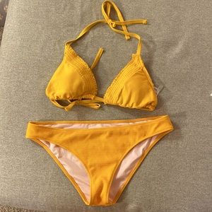 Beautiful yellow bikini set